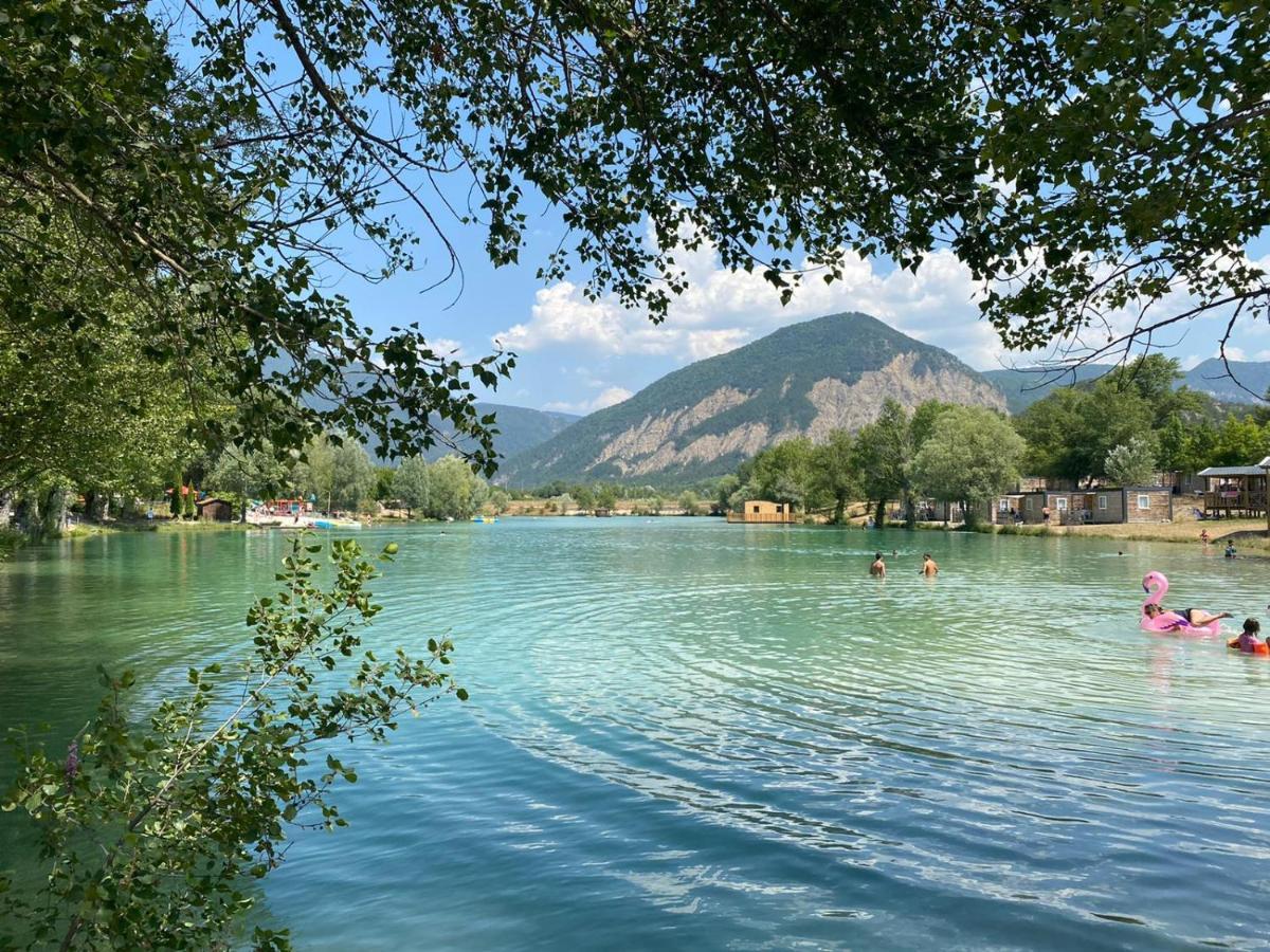 Camping Le Lac Bleu Ξενοδοχείο Châtillon-en-Diois Εξωτερικό φωτογραφία